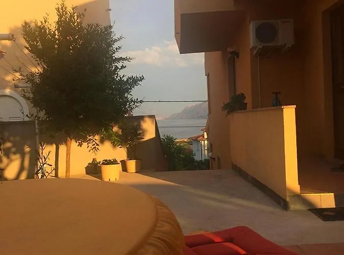 In With Sea View, Balcony, Air Conditioning, Wi-fi 아파트