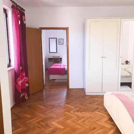 In With Sea View, Balcony, Air Conditioning, Wi-fi Lejlighed Lopar