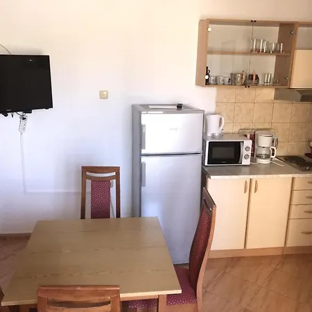 In With Sea View, Balcony, Air Conditioning, Wi-fi Lejlighed Lopar