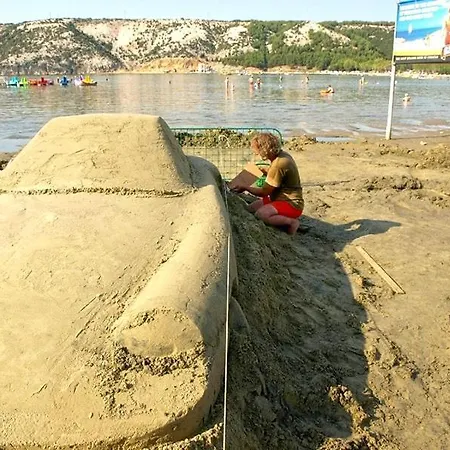 In With Sea View, Balcony, Air Conditioning, Wi-fi Daire