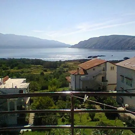 In With Sea View, Balcony, Air Conditioning, Wi-fi