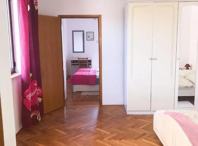 In With Sea View, Balcony, Air Conditioning, Wi-fi Appartement Lopar