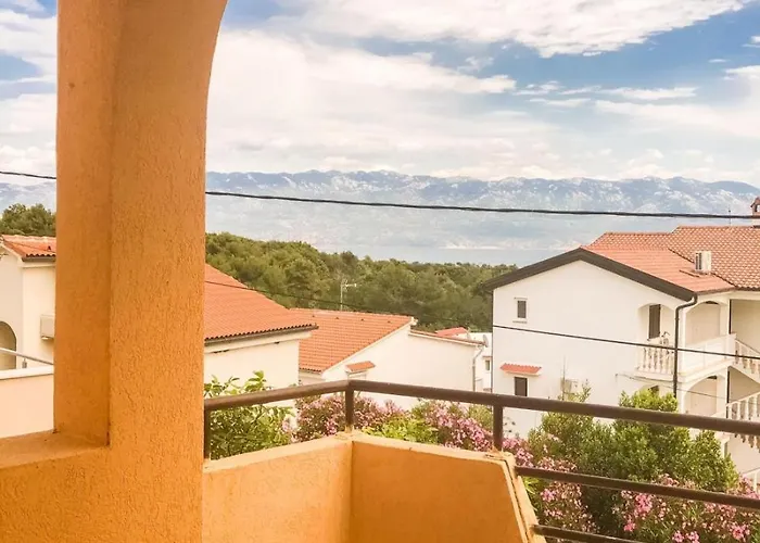Appartement In With Sea View, Balcony, Air Conditioning, Wi-fi